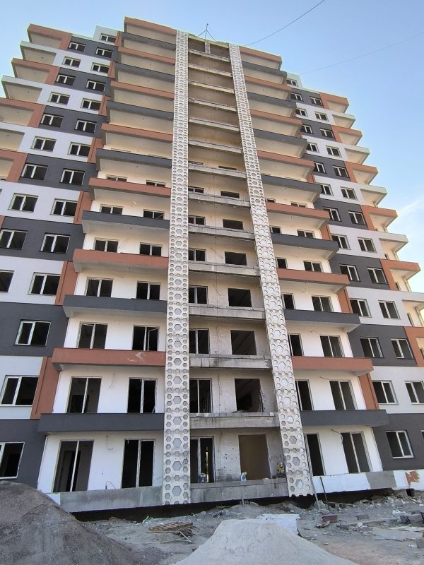 mersin erdemli de temmuzda anahtar teslim yatırımlık sıfır daire 2+1